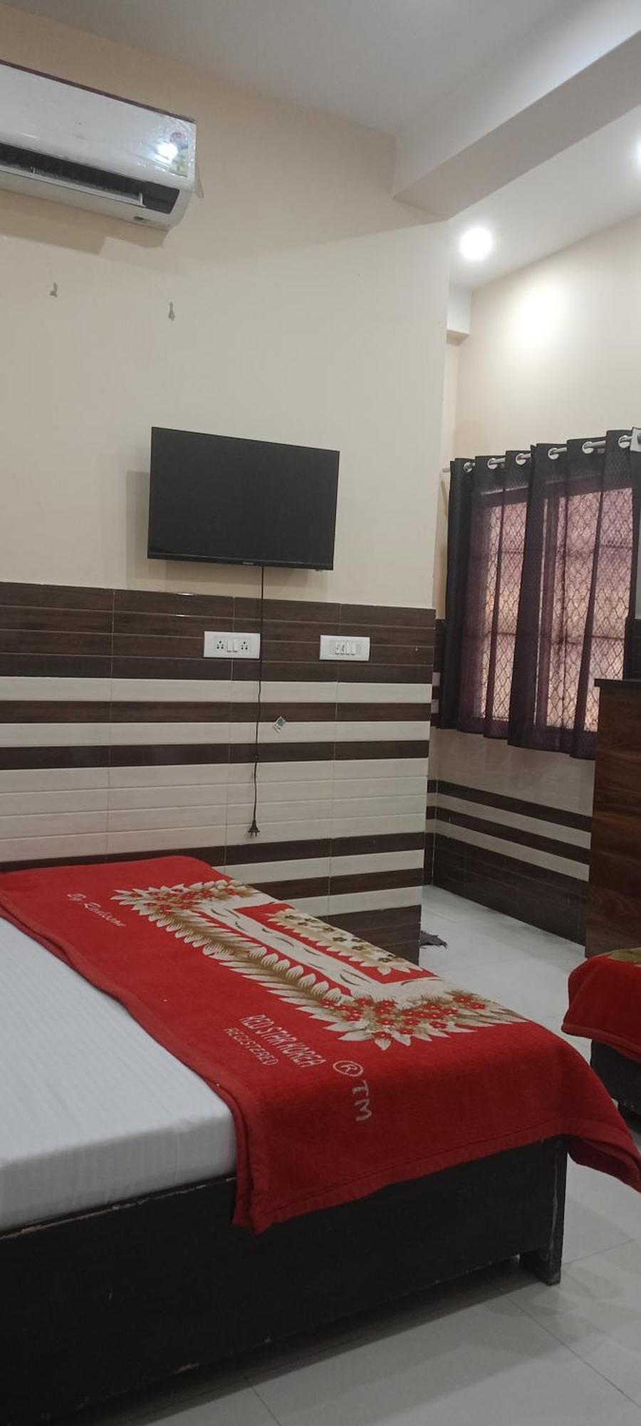 New Gayatri Palace Near Prem Mandir Vrindavan Ngoại thất bức ảnh